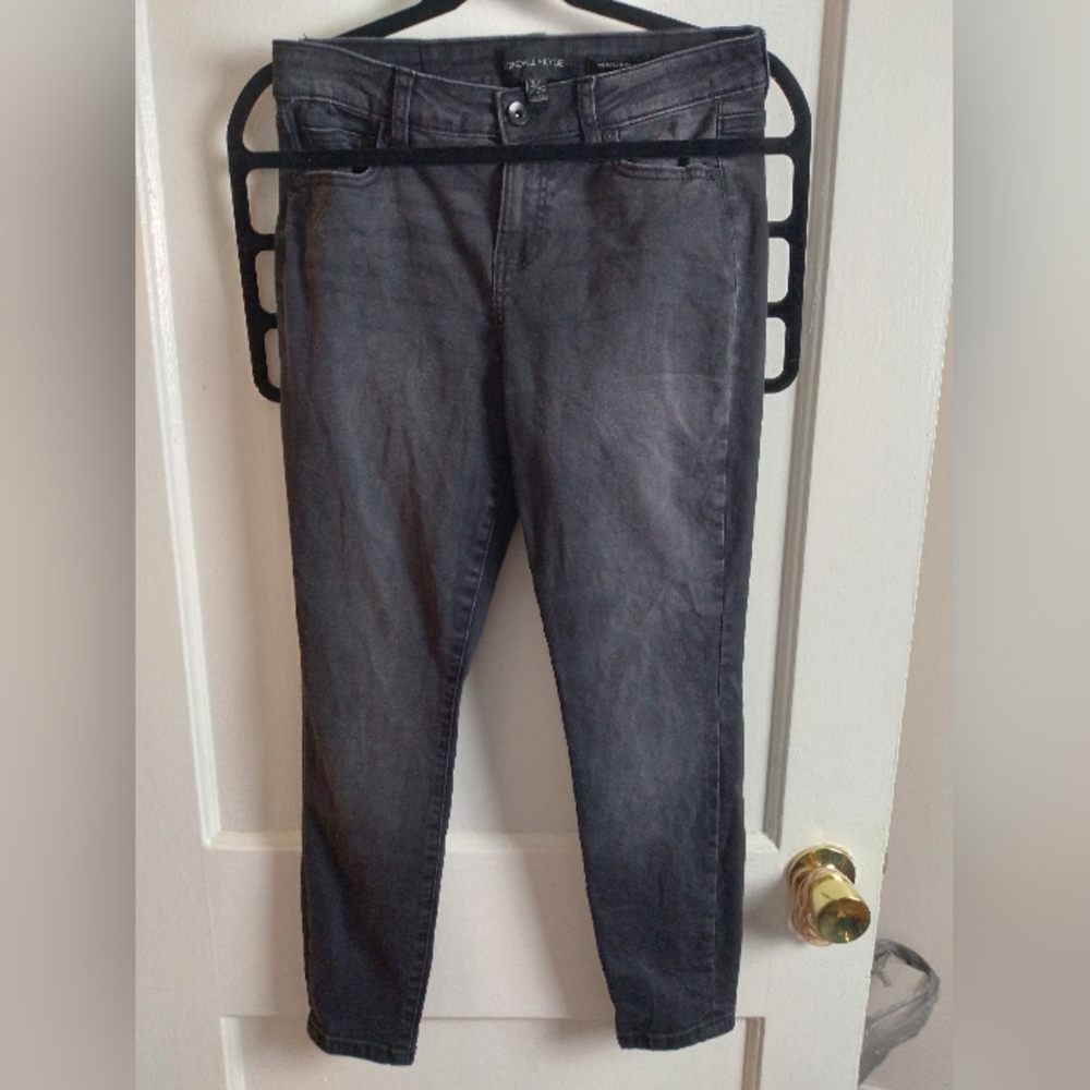 Kendall + Kylie Ultra Babe Skinny Jeans